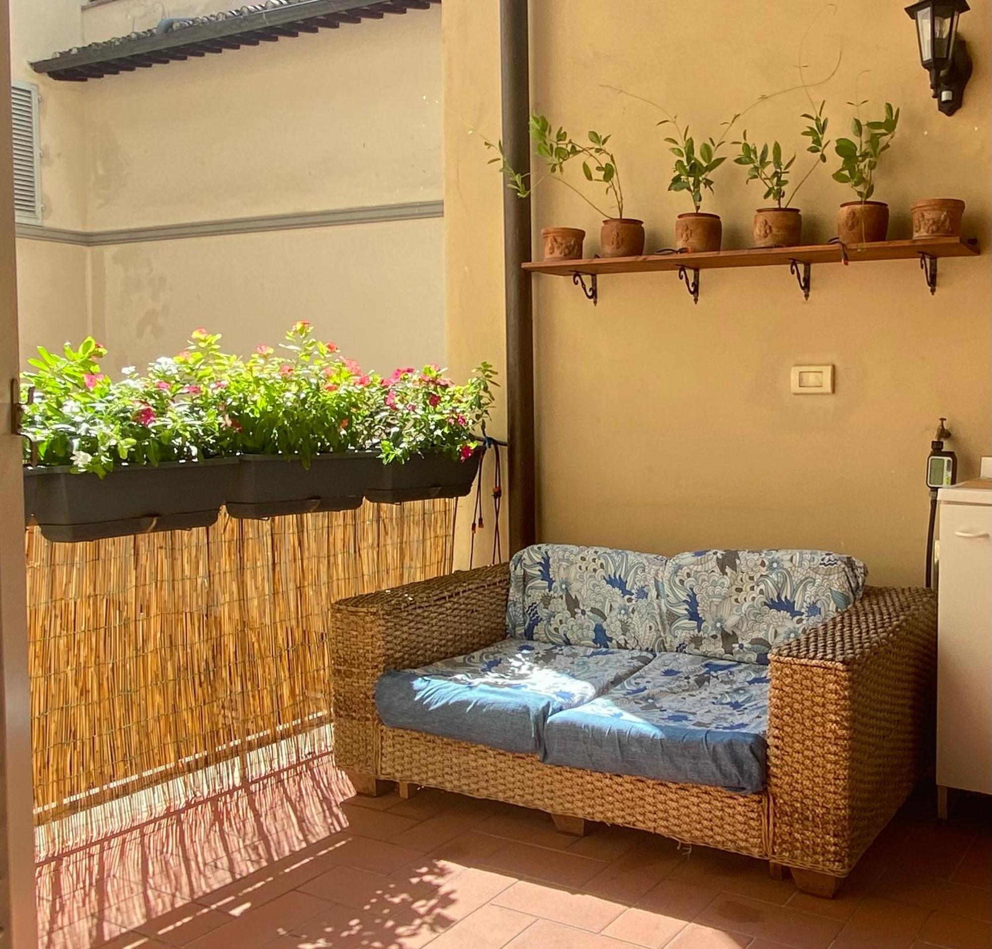 Indipendent Studio Apartment With Terrace - Parking Florence Exterior photo