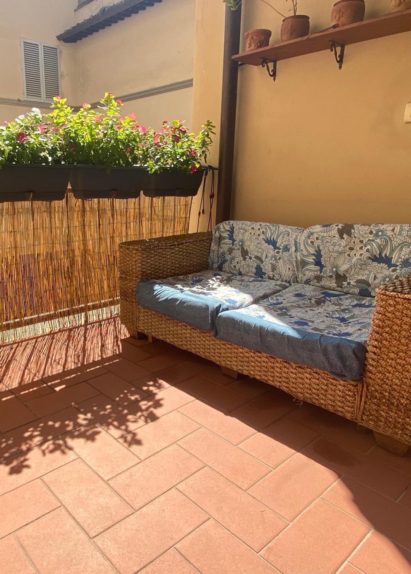 Indipendent Studio Apartment With Terrace - Parking Florence Exterior photo